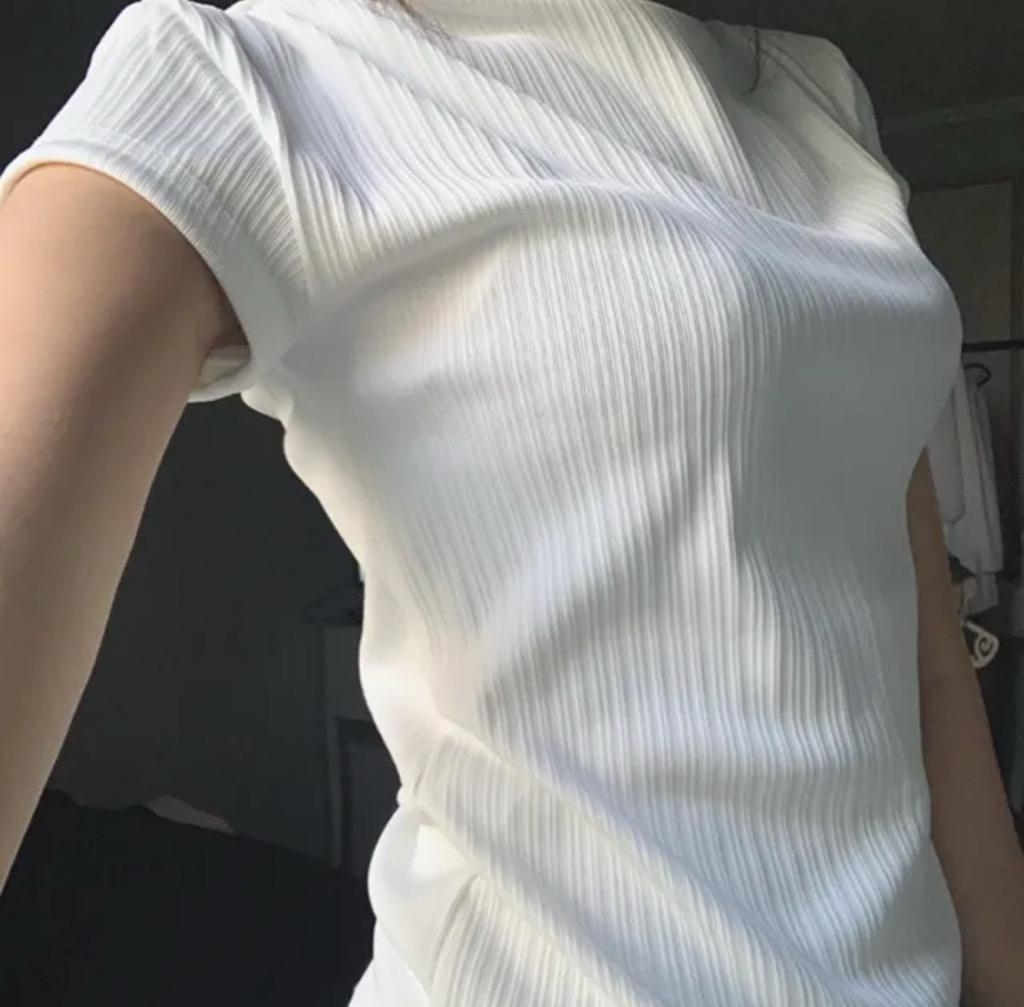 [단독❤️] SHOULDER LINKLE HALF-TEE [반폴라 하이넥 목폴라 하프 링클 골지 캡 나시 반팔 티셔츠 졸업사진 하객룩 데일리 화이트 블랙 장마]