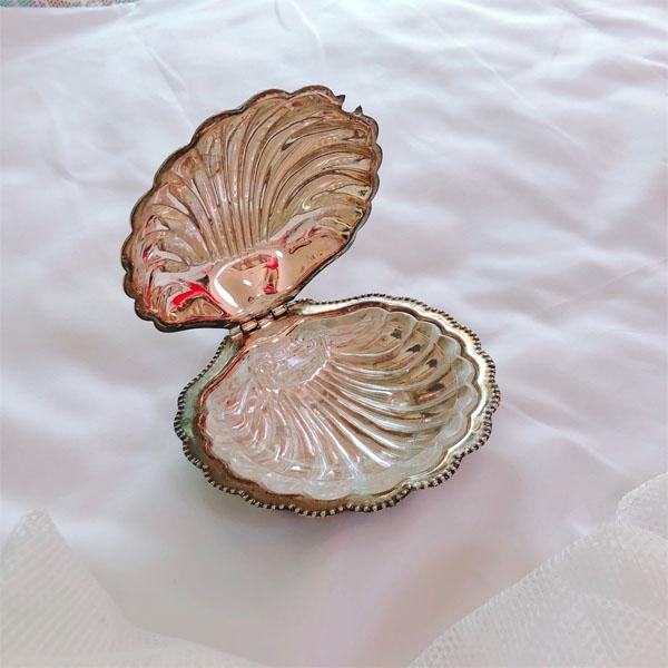 vintage shell dish