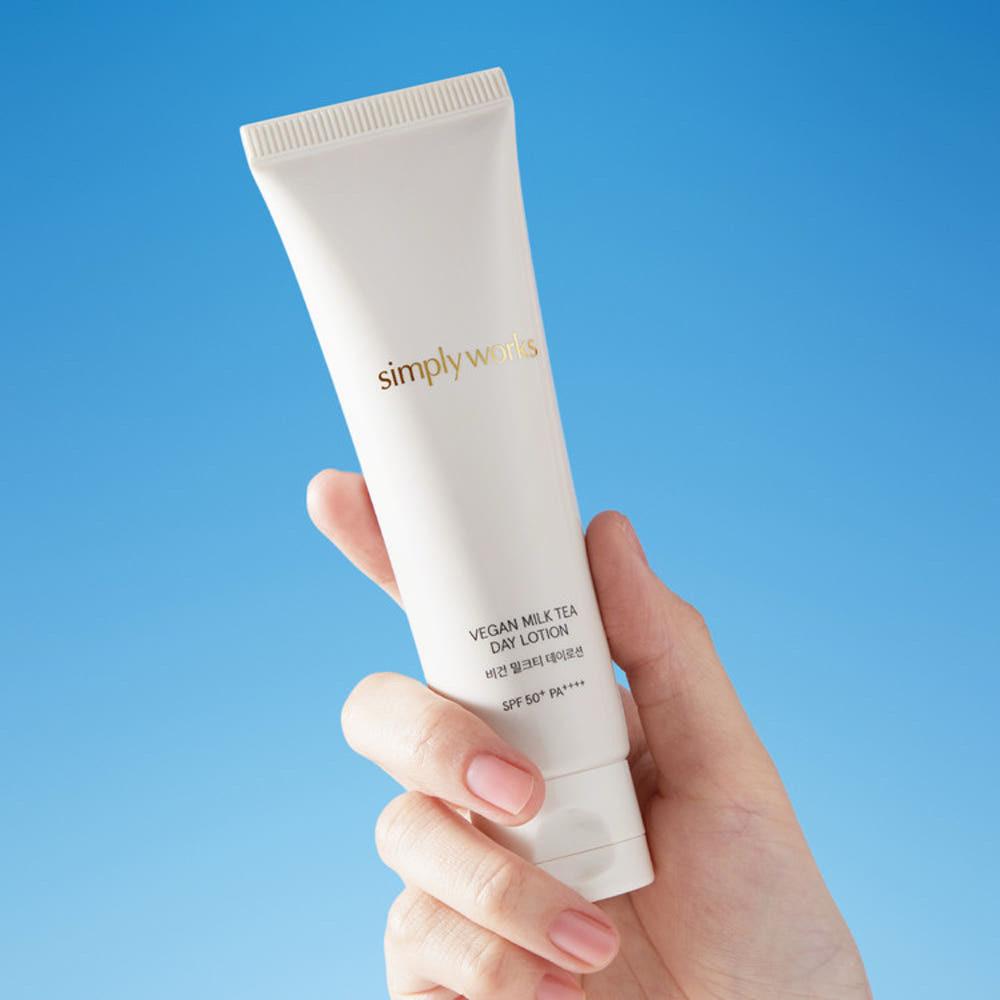 비건 밀크티 데이로션 선크림 SPF50 50ml