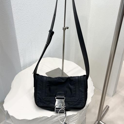 국내매장판 마뗑킴 MINI BUCKLE BAG 미니 버클 백 MATIN KIM