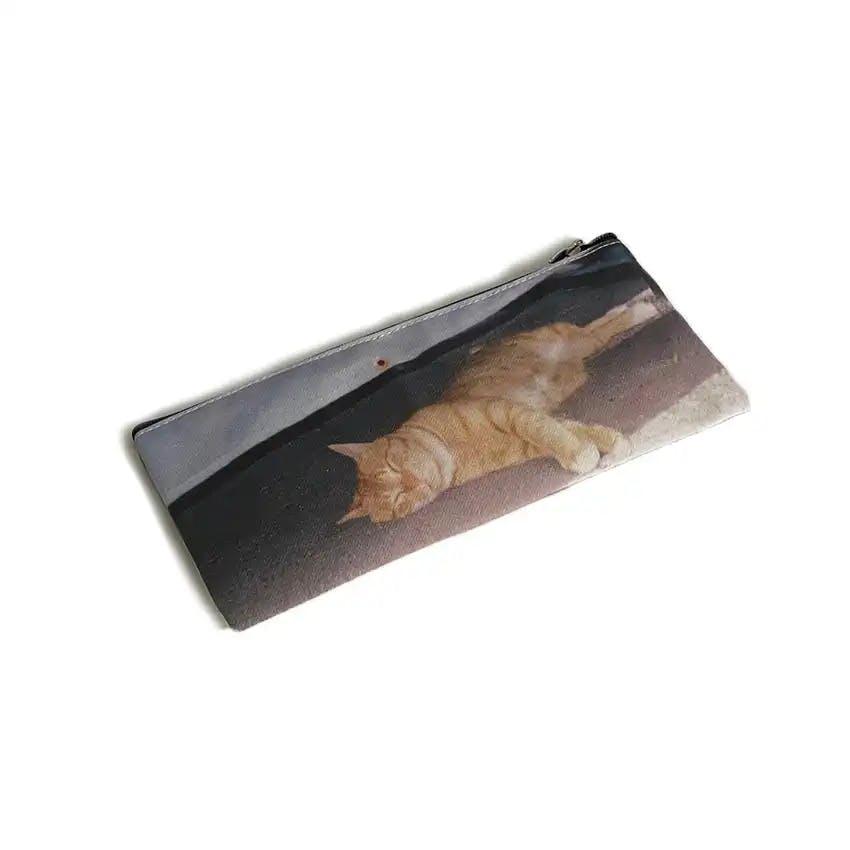 나비 pencil case