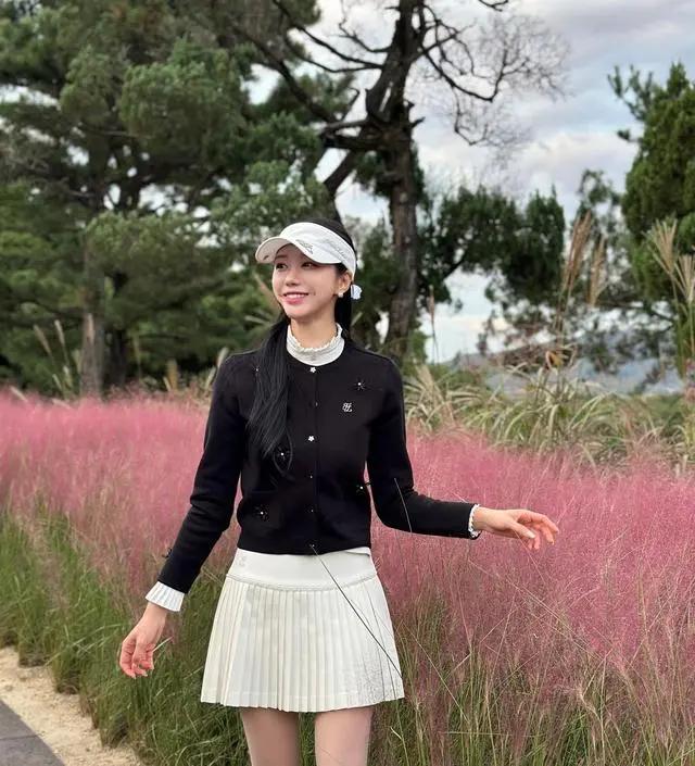 레더 플라워 가디건(블랙)