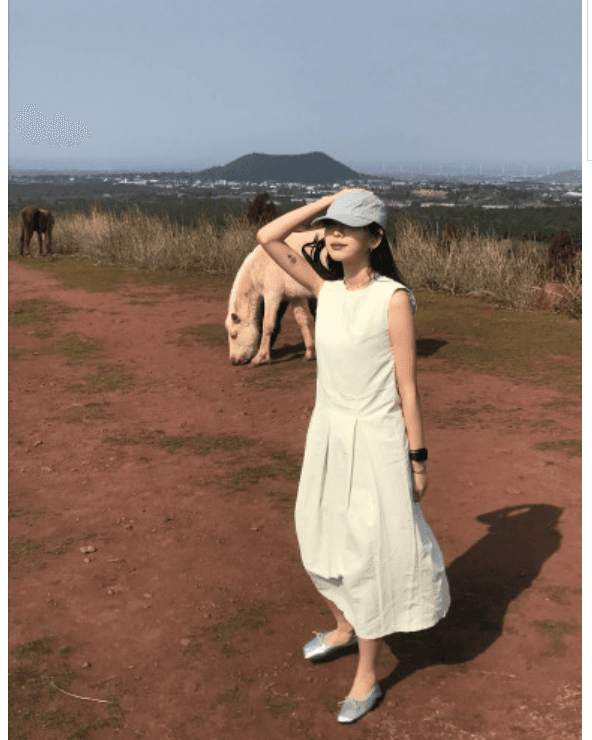 New moon pintuck long ops 뉴 문 핀턱 롱 원피스