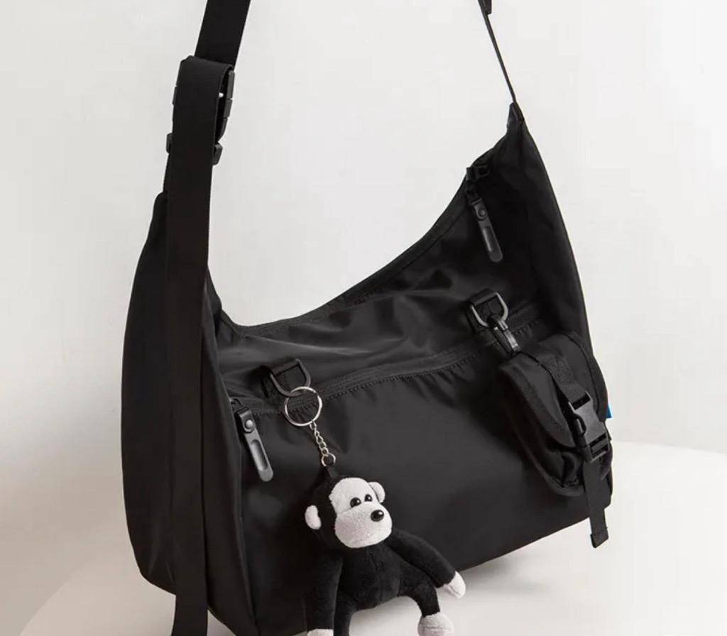 [특가/당일발송] 1color 데일리 나일론 메신저 크로스백 EBA855