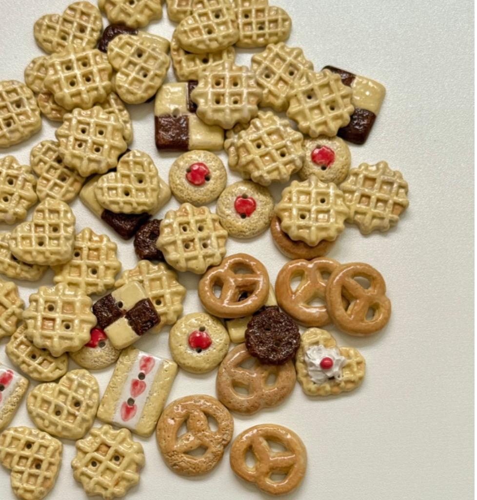 쿠키 모양 도자기 단추