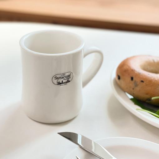 [원키친몰] 시라쿠스 뉴욕 예쁜머그컵 심플 화이트 도자기 카페 오목머그 400ml