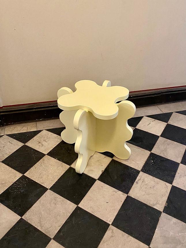 Curvy Table Mini
