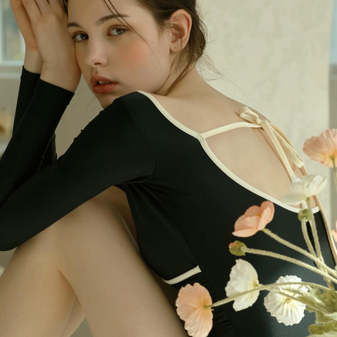 베아티 롱슬리브 서플리스 모노키니