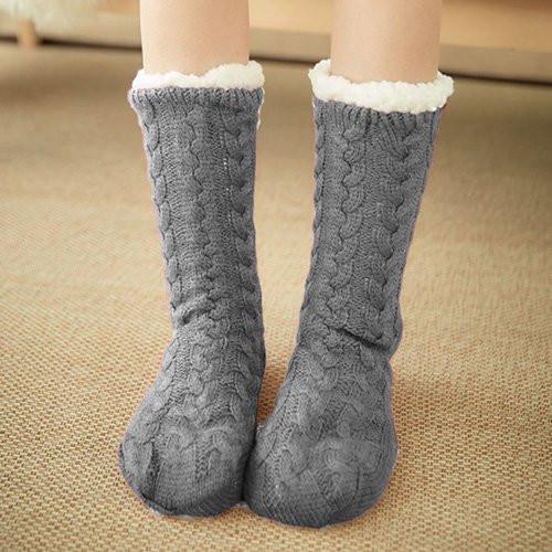 산책엔 필수! 더 따듯한 완전 양털 양말