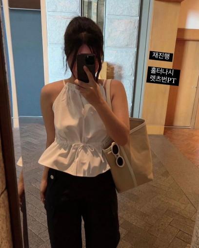 드벤티 홀터 나시 블라우스