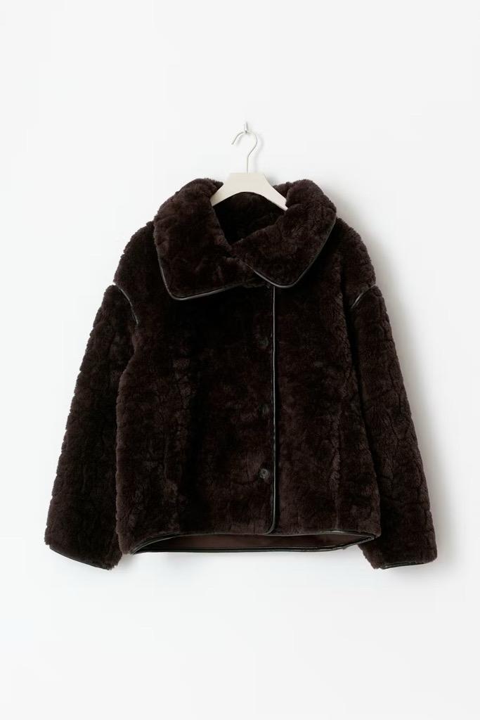 Faux fur bonded short jacket
