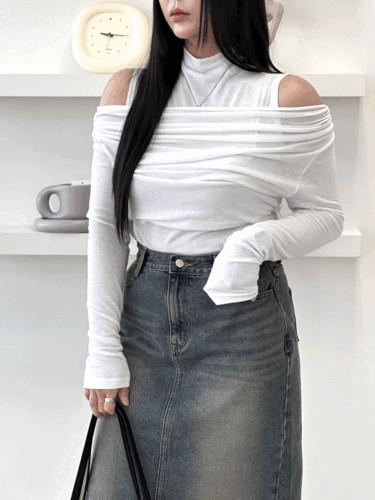 939 (빅사이즈) 레이어드 목폴라 어깨 트임 티셔츠[2color] : 앙빼더데이