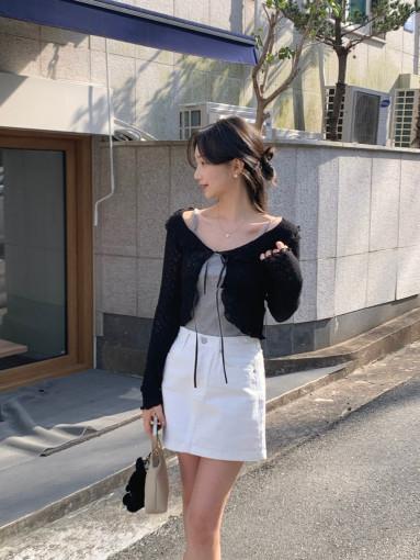 [주문폭주] 레이스 슬림핏 리본가디건(1color) 발레코어룩 레이어드룩 볼레로크롭가디건