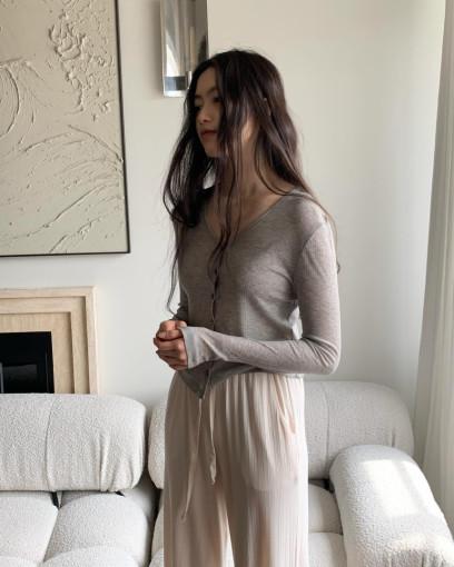 [아이 ㅣ 당일배송] jinsim 진심 이보크 가디건 울 텐셀 긴팔 브이넥 시스루 니트 이너프