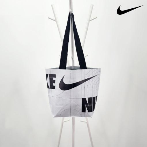 나이키 리유저블 쇼핑백 S 소형 친환경 방수 에코백 쇼퍼백 장바구니 헬스 운동 여행 가방