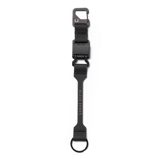 블랙엠버 MAGNETIC KEY-LEASH (BLACK) 키링