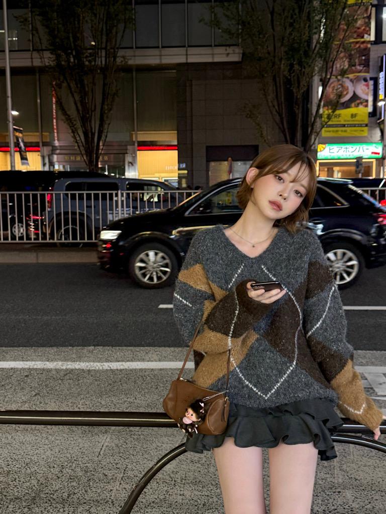 리옹 루즈핏 체크 니트