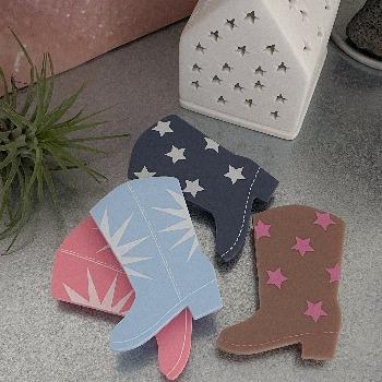 Boots 스마트톡 | WitchForm - 우리끼리 사고파는 창작마켓