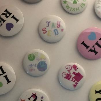 I ♥︎ ??? | WitchForm - 우리끼리 사고파는 창작마켓