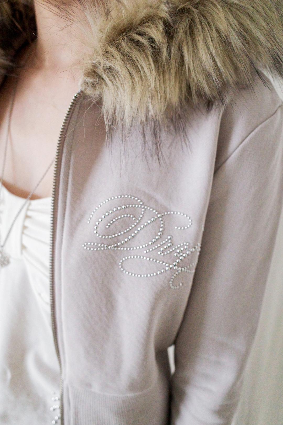 STUD TRIM HOODIE (GRAY)