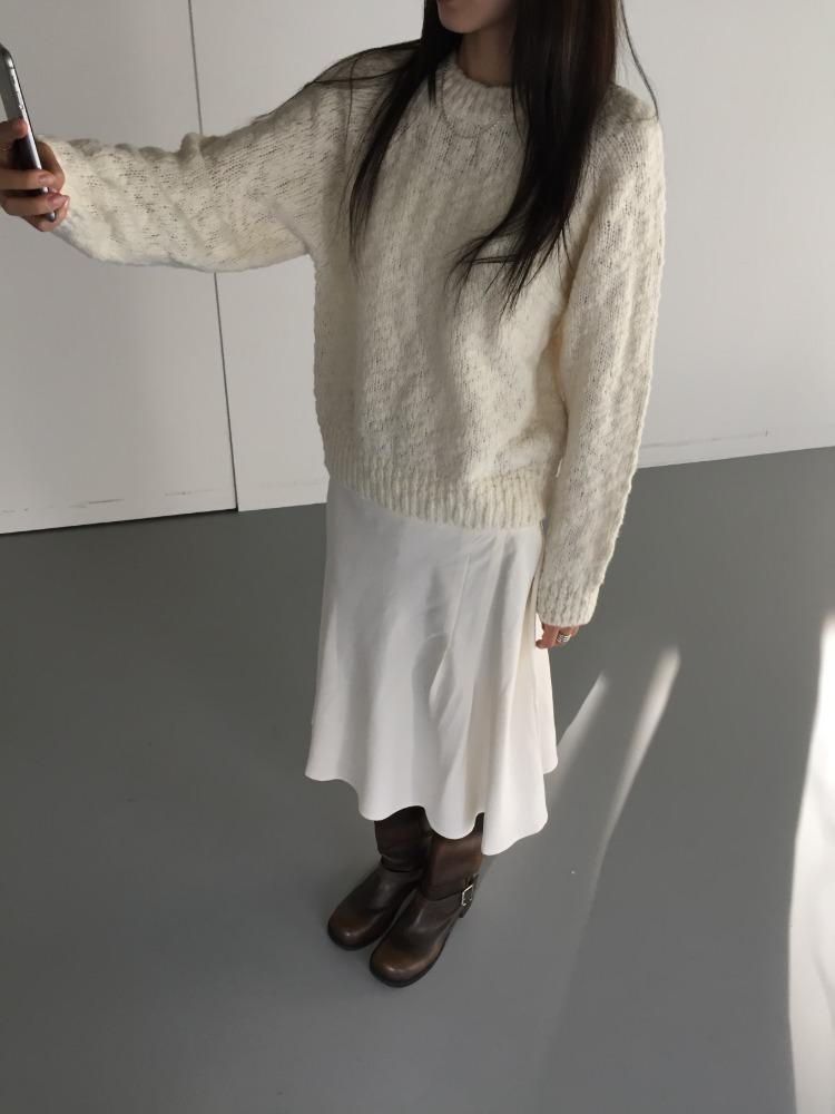 snow ball Sweater(ivory) | 에테블루