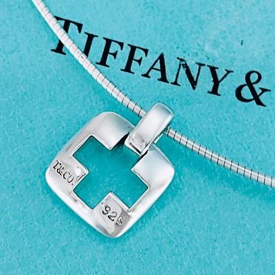 Tiffany & Co. 오픈 크로스 스퀘어 펜던트 목걸이 초커 오메가 체인 실버 925