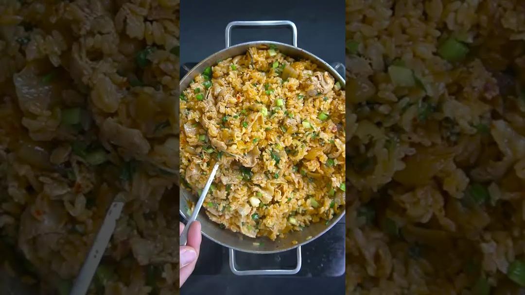 그냥 김치볶음밥 절대 아닙니다. 약 3배 정도 더 맛있습니다.