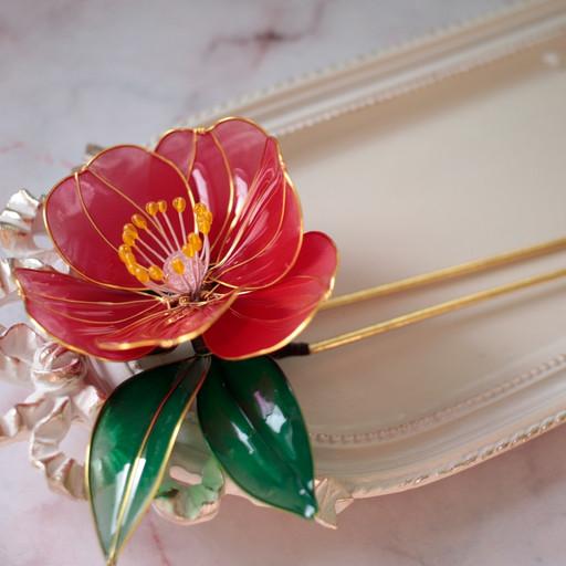 단아한 동백꽃 비녀