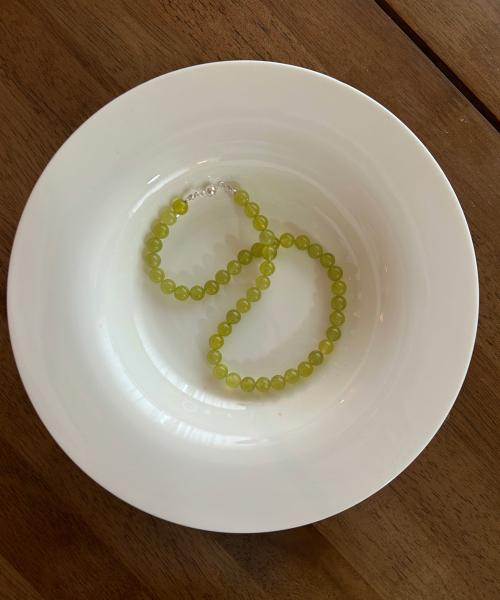 원석 목걸이 올리브