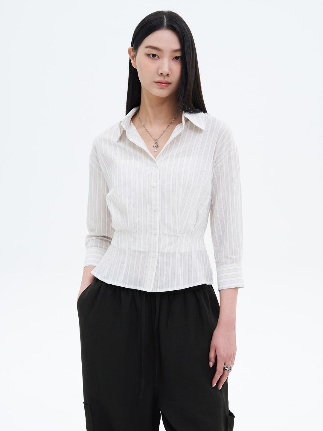 스트라이프 칼라넥 턱 셔츠 스타일 블라우스 - 아이보리