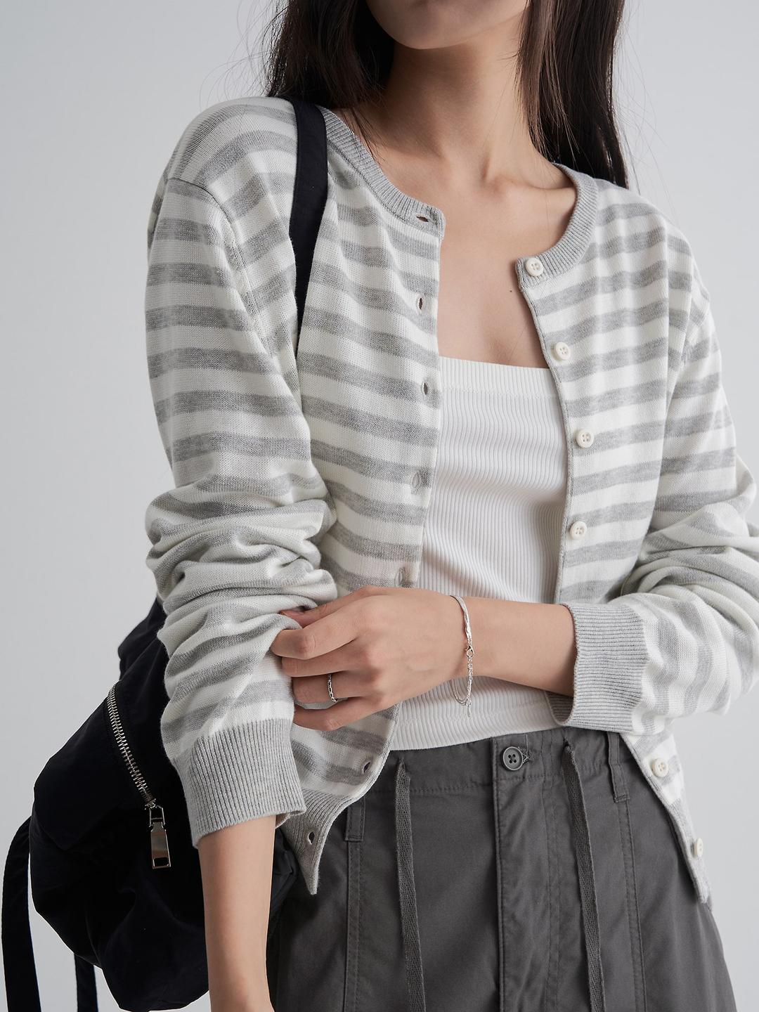 캐주얼 스트라이프 카디건 - 라이트 그레이