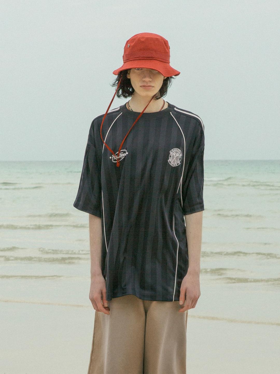 (UNISEX) 사커 져지 반팔 티셔츠 - 차콜