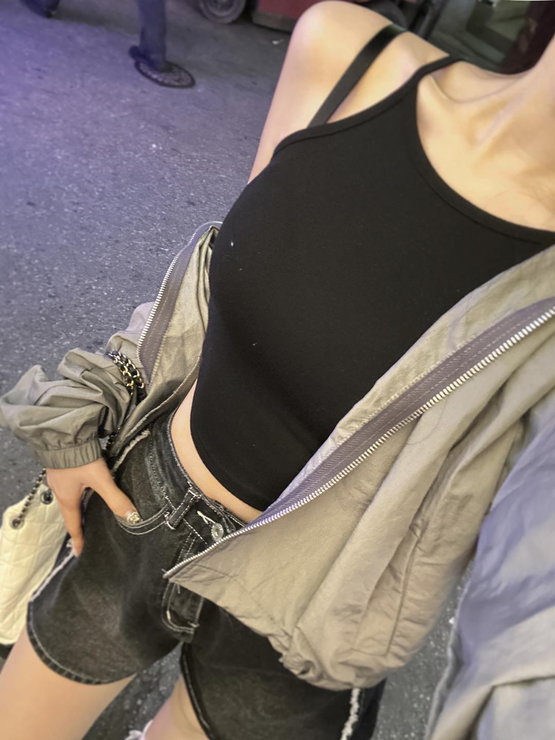 셀럽 홀터 크롭 나시 (2color)