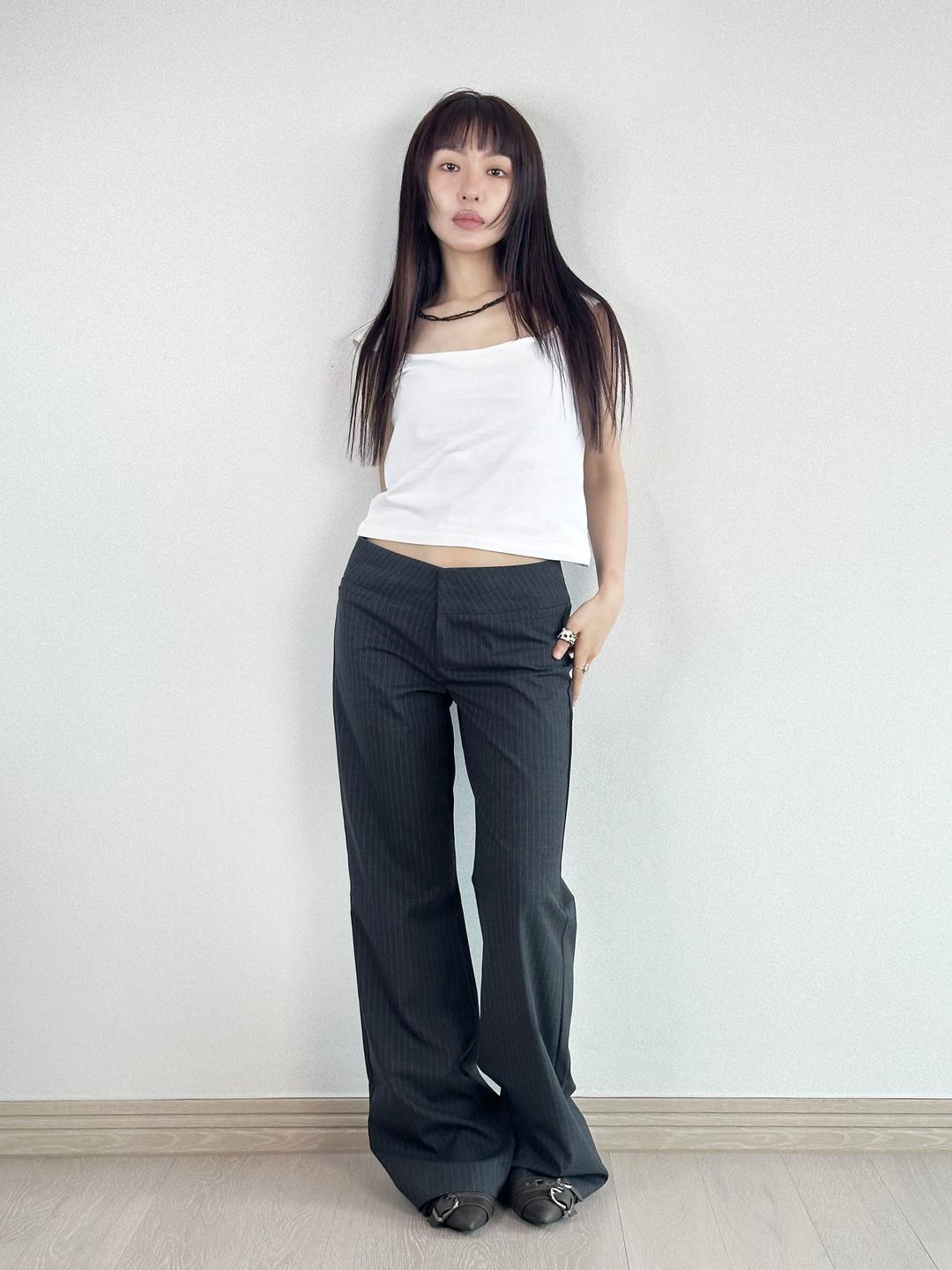 누아 로우 부츠컷 슬랙스