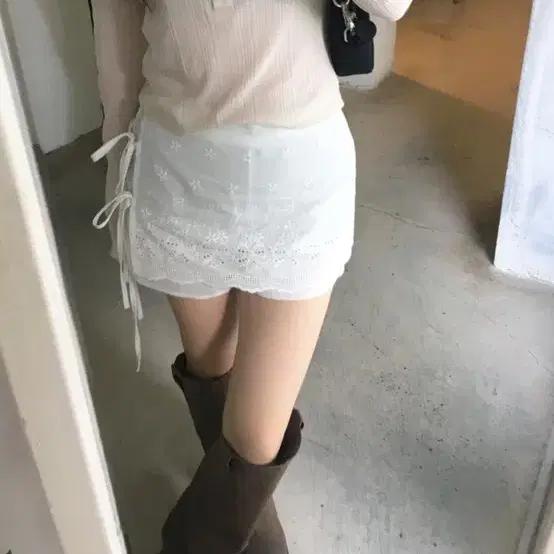 아워캐비넷 ourcabinet punching wrap skirt