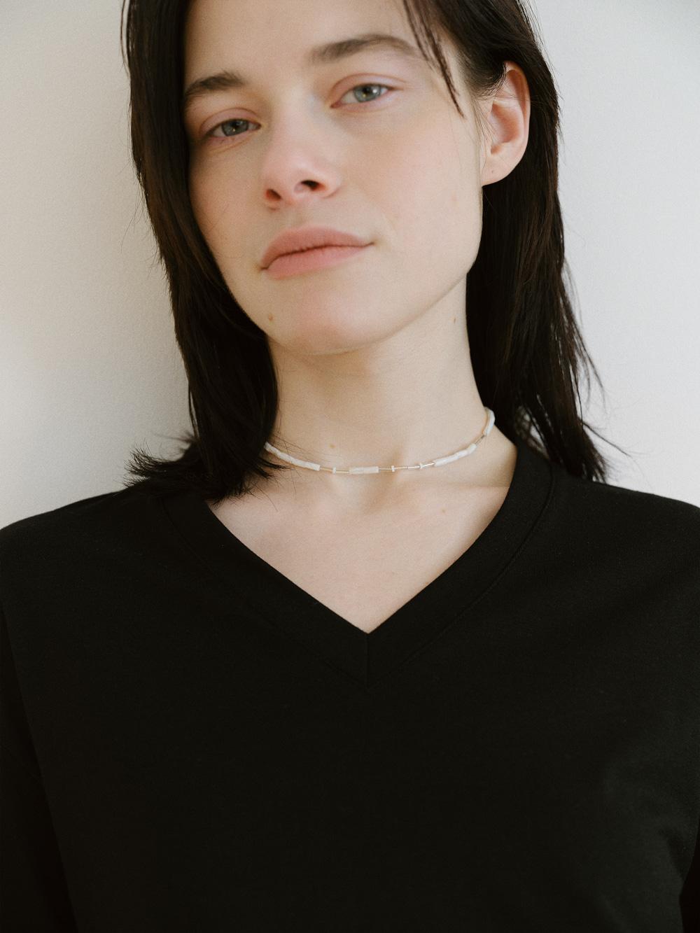 pearl shell glass necklace