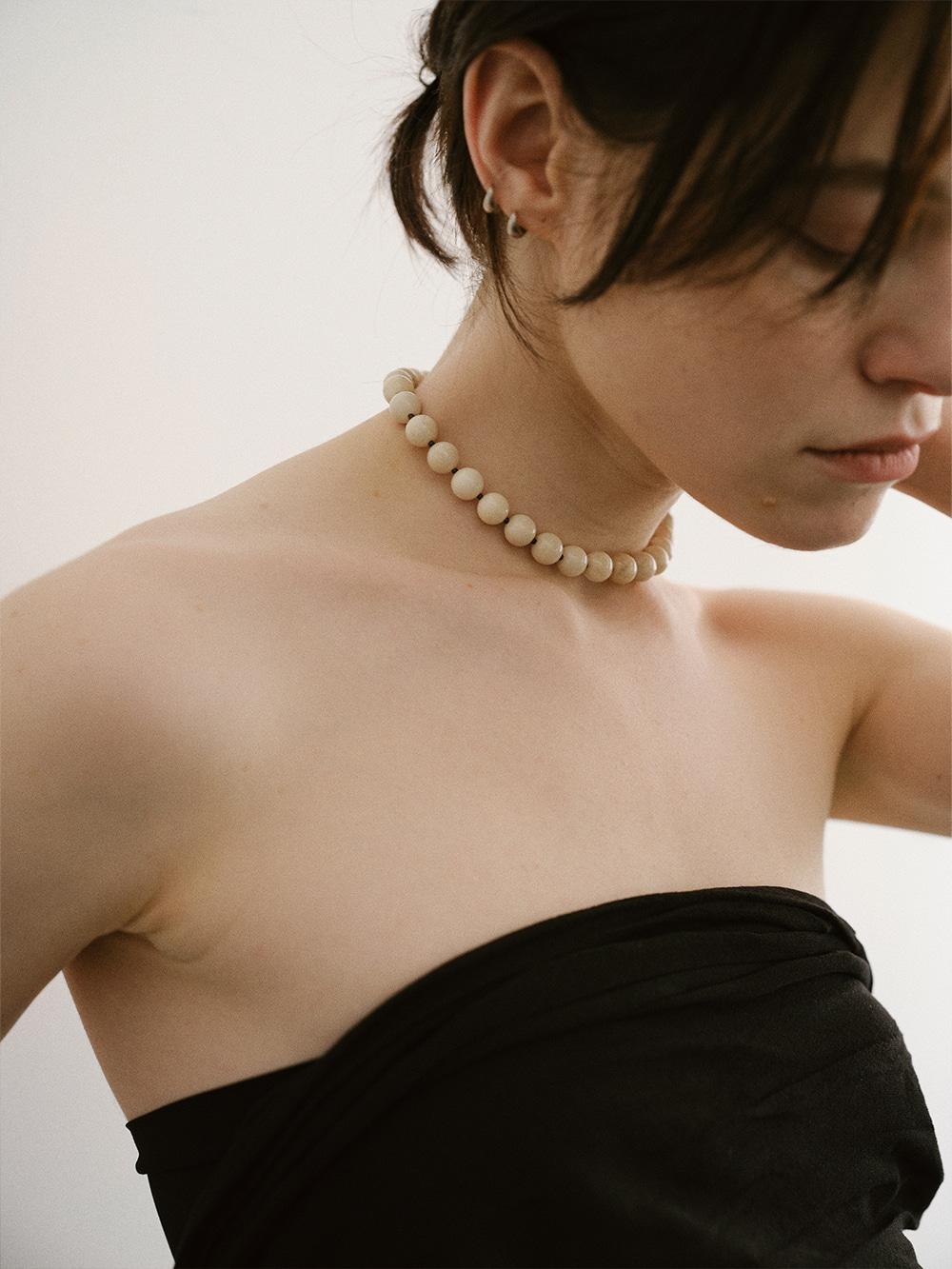 marble onyx ball necklace