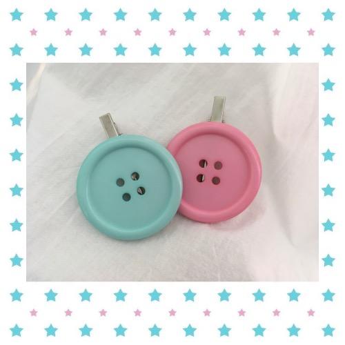 Button hair pin (pink,baby blue)