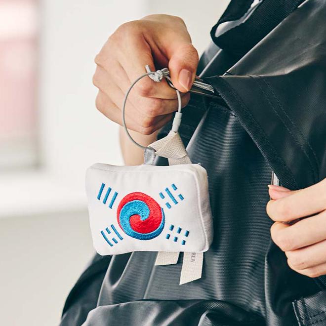 데니 태극기 키링