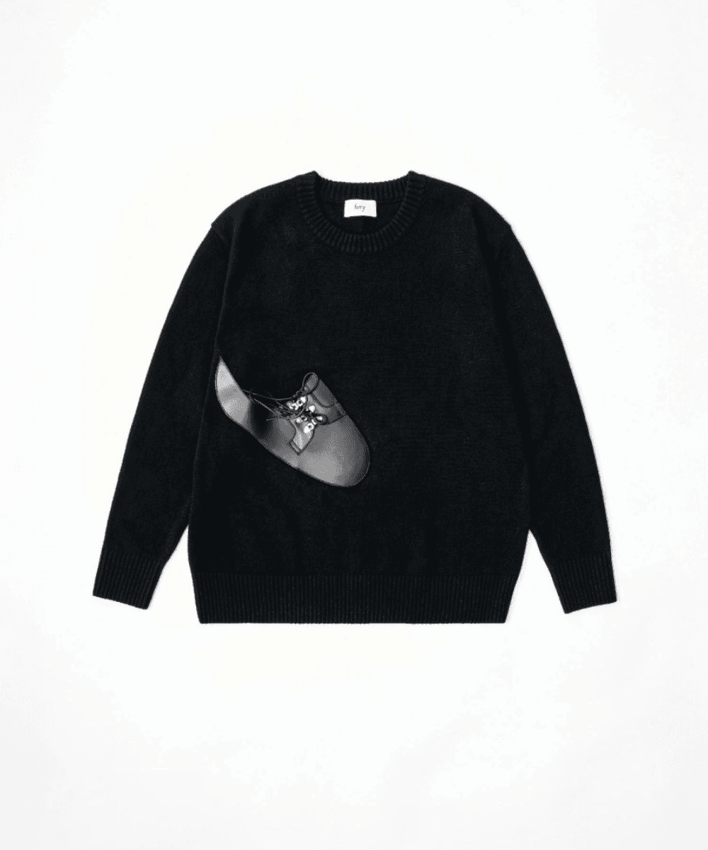 DERBY LEATHER PATCH KNIT HOOK DETAIL