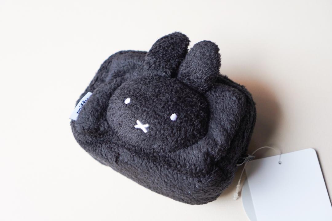 일본 미피 블랙 파우치 동전지갑 립스틱 에어팟파우치 - 토끼 캐릭터 굿즈 지퍼파우치